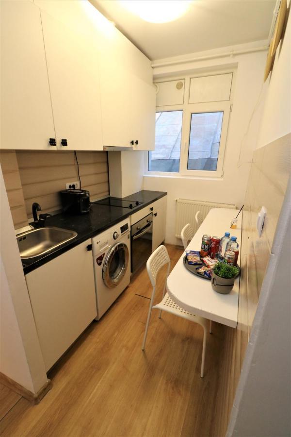Cozy Old Town Apartment - Free Minibar Bükreş Dış mekan fotoğraf