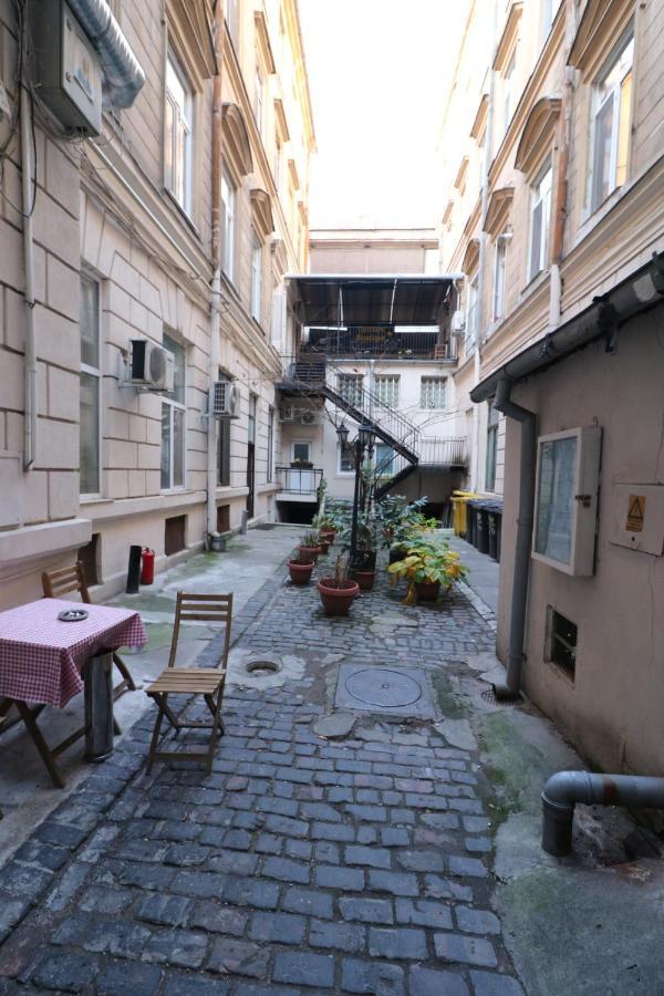 Cozy Old Town Apartment - Free Minibar Bükreş Dış mekan fotoğraf