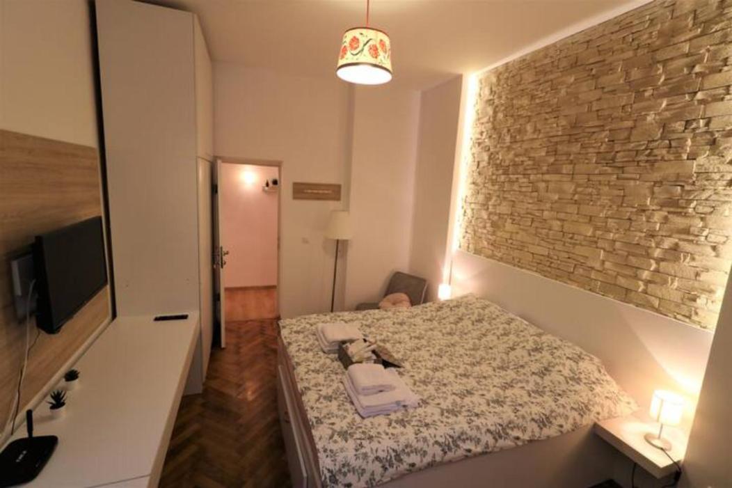 Cozy Old Town Apartment - Free Minibar Bükreş Dış mekan fotoğraf