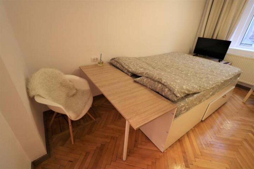 Cozy Old Town Apartment - Free Minibar Bükreş Dış mekan fotoğraf
